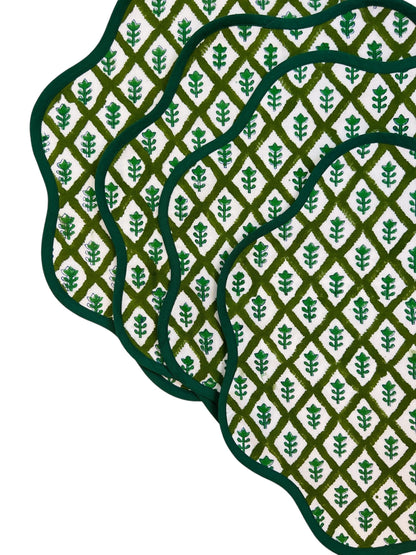 Green block print scalloped placemats, set of 4